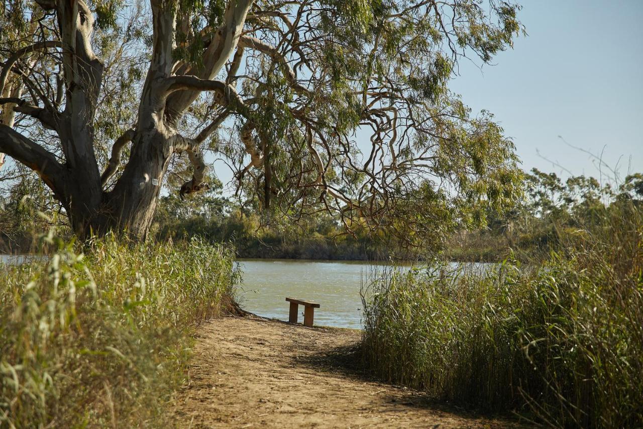 Lake Bywater Cottage Walker Flat Екстериор снимка